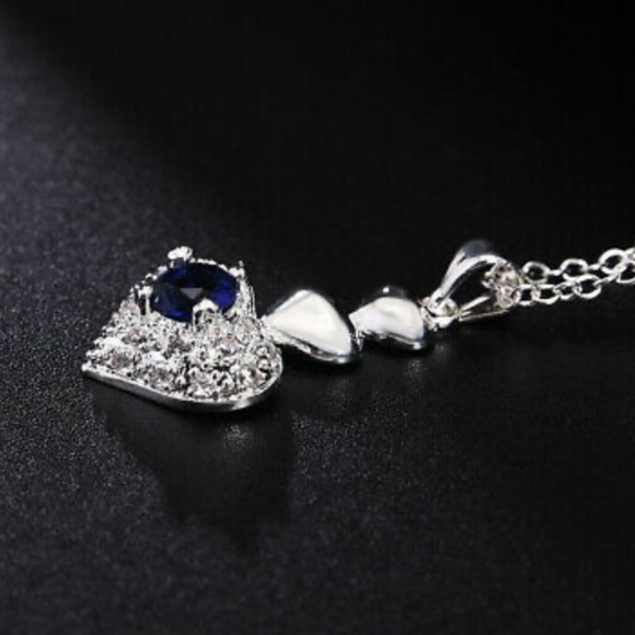 925 sterling silver chain Heart crystal necklace - Picture 4 of 5